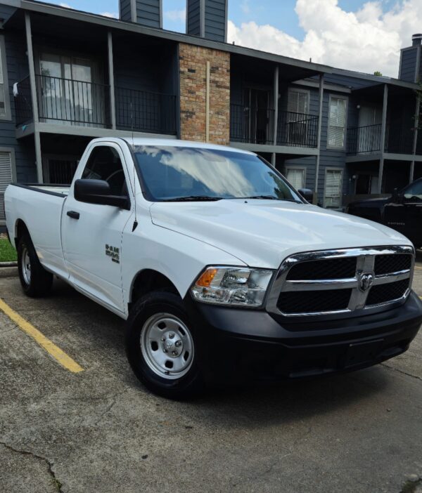 19 Dodge RAM V6 3.6L Tradesman