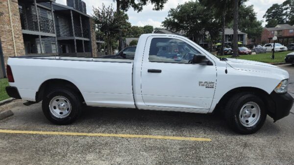 19 Dodge RAM V6 3.6L Tradesman - Image 7